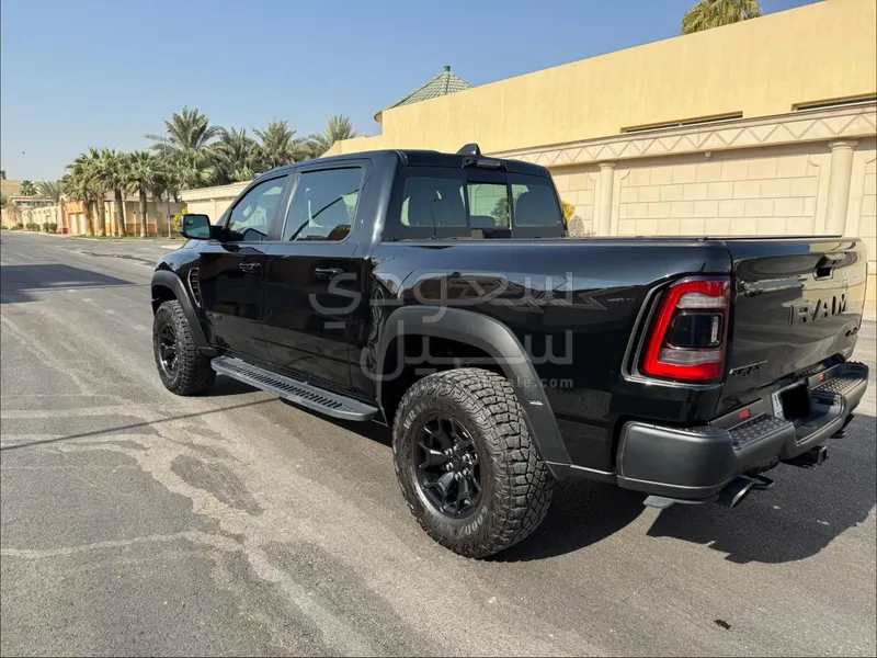 2022 دودج رام تي ار اكس