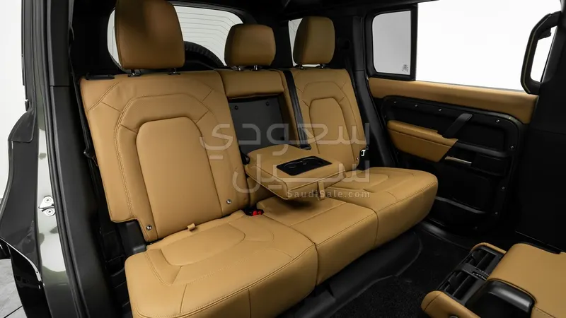 2026 لاند روفر ديفيندر اكس داينمك