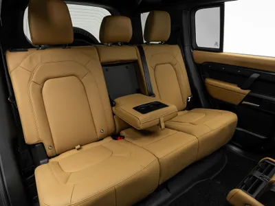 2026 لاند روفر ديفيندر اكس داينمك