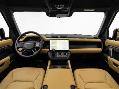 2026 لاند روفر ديفيندر اكس داينمك