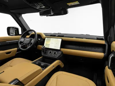 2026 لاند روفر ديفيندر اكس داينمك