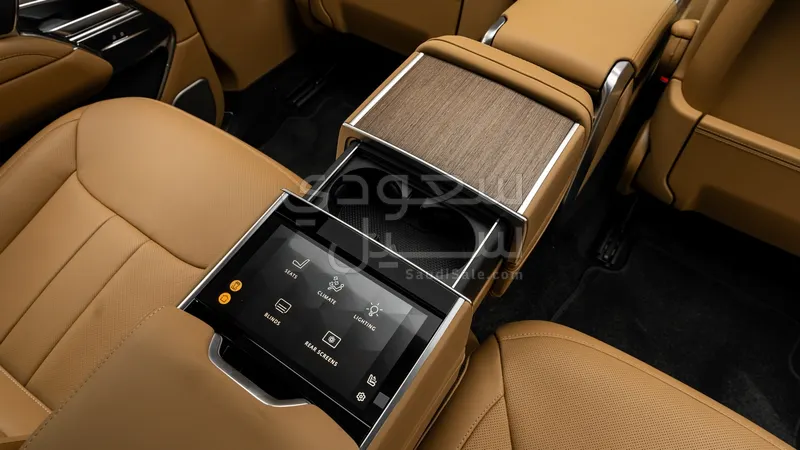 2025 لاند روفر رينج روفر اوتوبيوغرافي