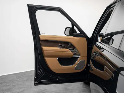 2025 لاند روفر رينج روفر اوتوبيوغرافي