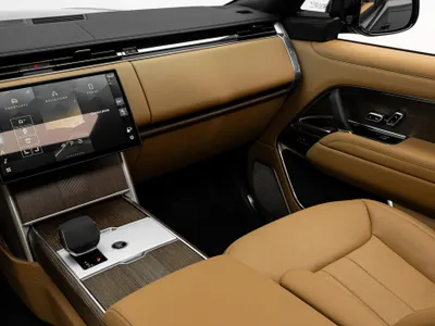 2025 لاند روفر رينج روفر اوتوبيوغرافي