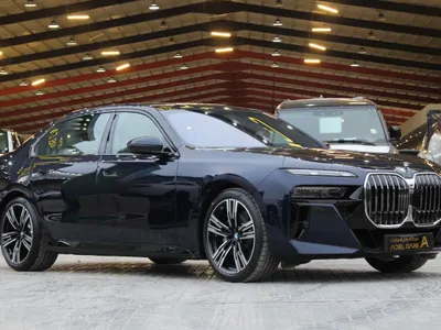 2026 بي ام دبليو الفئة السابعة 735أي