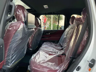 2025 لكزس إل إكس 600