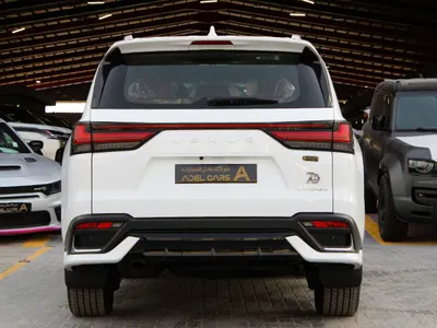 2025 لكزس إل إكس 600 إف