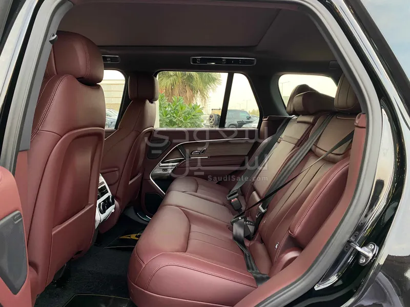 2025 لاند روفر رينج روفر اتش اس اي