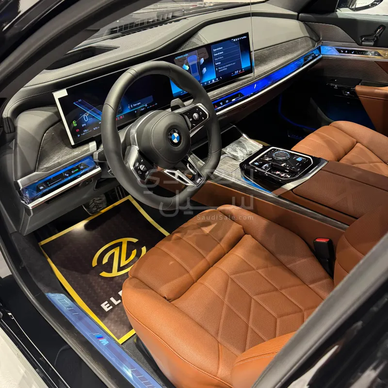 2024 بي ام دبليو الفئة السابعة 735أي