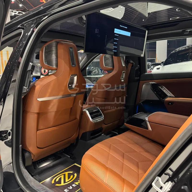 2024 بي ام دبليو الفئة السابعة 735أي