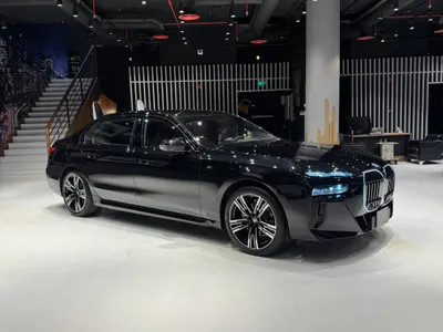 2024 بي ام دبليو الفئة السابعة 735أي