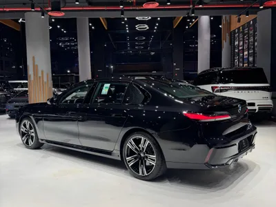 2024 بي ام دبليو الفئة السابعة 735أي