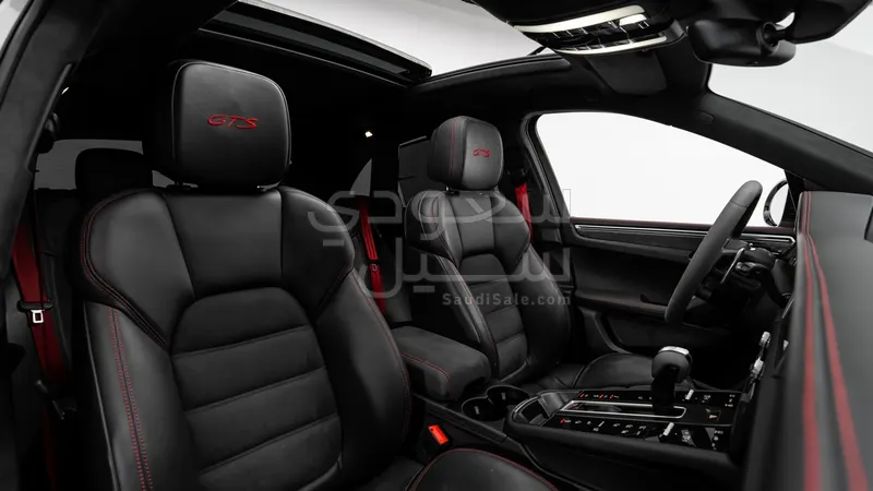 2024 بورش ماكان جي تي اس