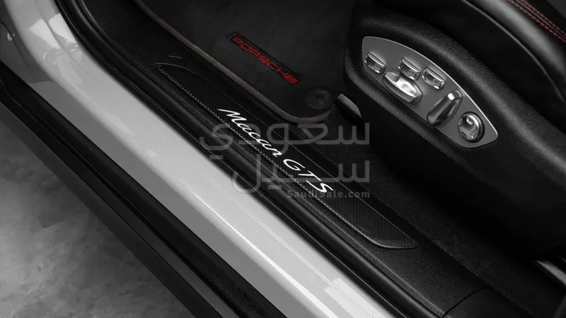 2024 بورش ماكان جي تي اس