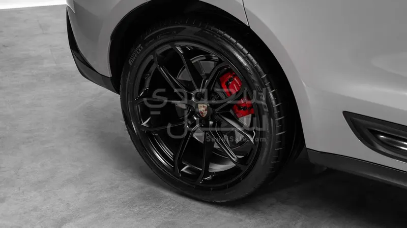 2024 بورش ماكان جي تي اس