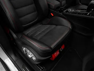 2024 بورش ماكان جي تي اس