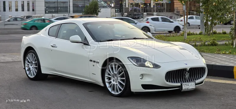 2012 مازيراتي جرانتوريزمو إم سي 1