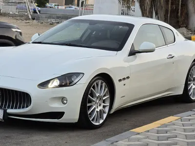 2012 مازيراتي جرانتوريزمو إم سي 1