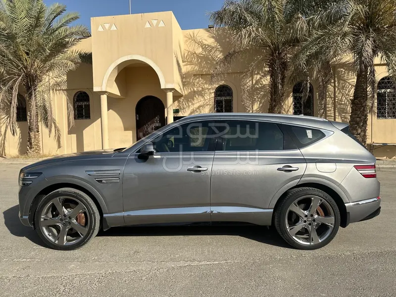 2023 Genesis GV 80