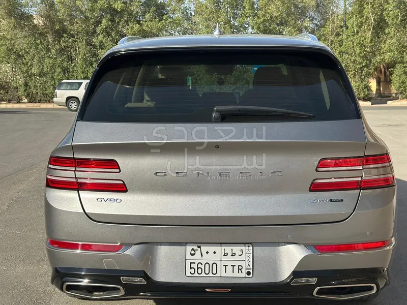 2023 Genesis GV 80