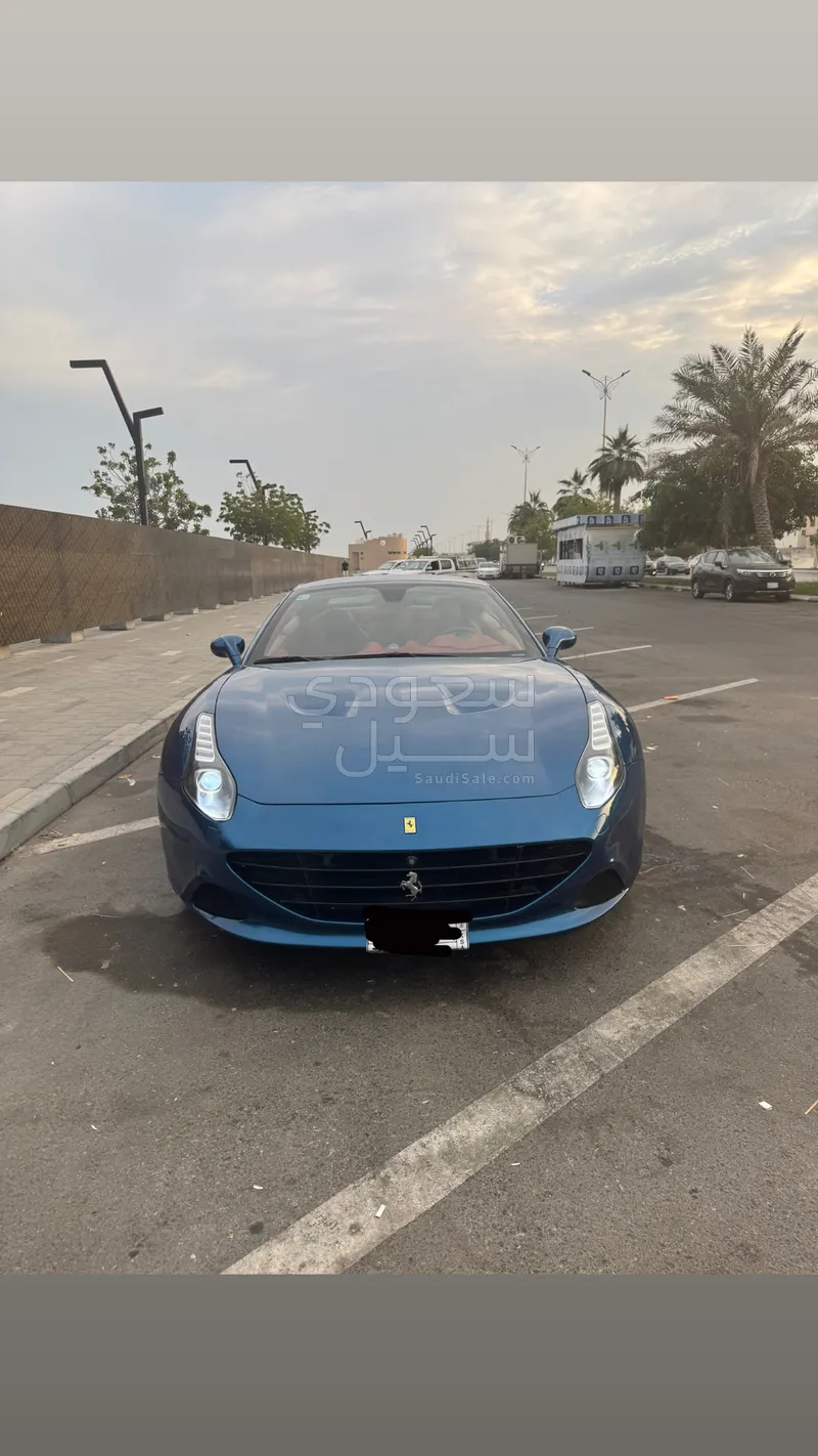 2015 Ferrari California F1 T