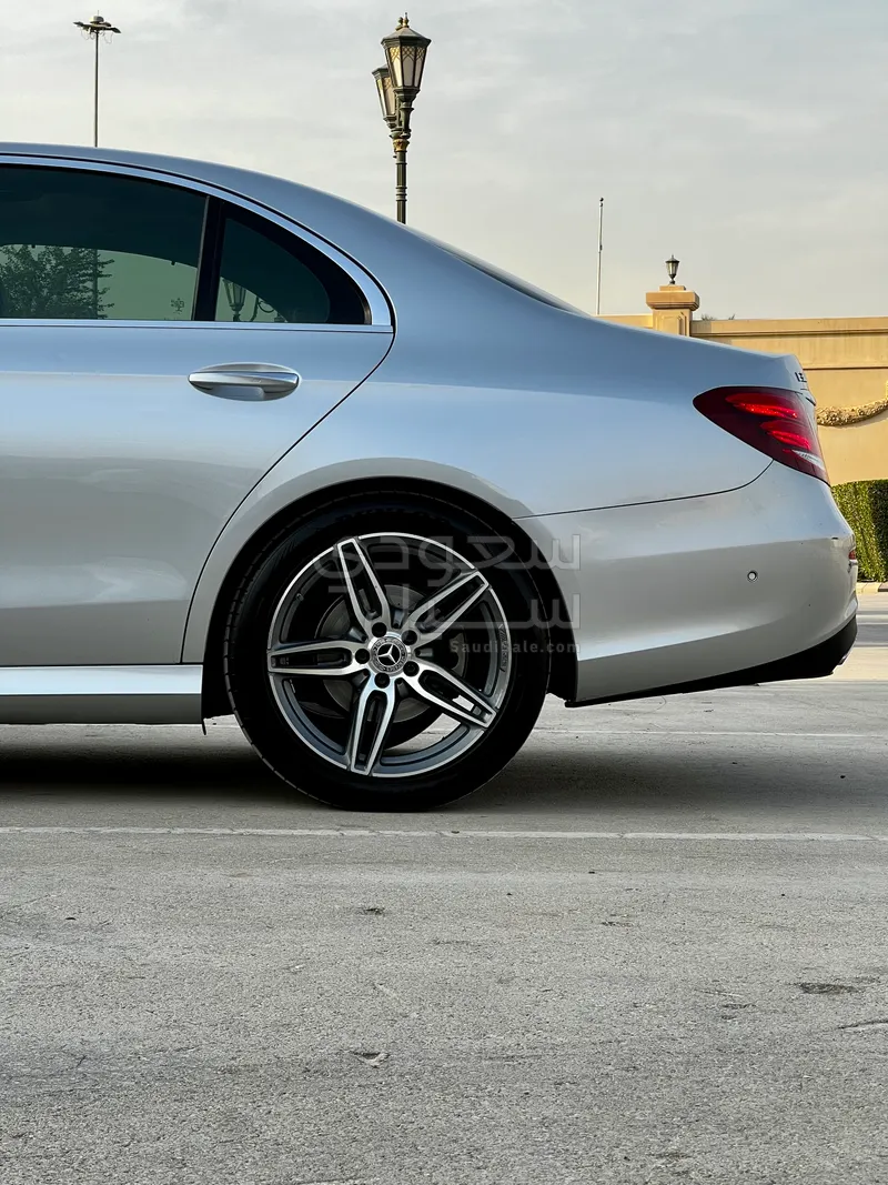 2018 مرسيدس - بنز إي 300 أي إم جي