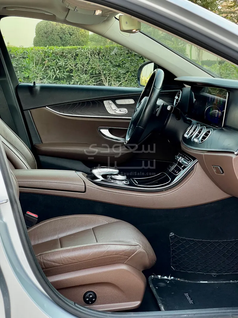 2018 مرسيدس - بنز إي 300 أي إم جي