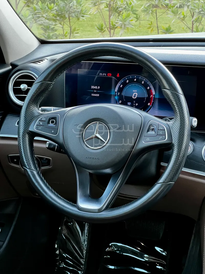 2018 مرسيدس - بنز إي 300 أي إم جي