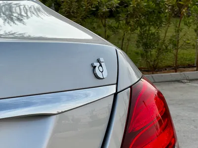 2018 مرسيدس - بنز إي 300 أي إم جي