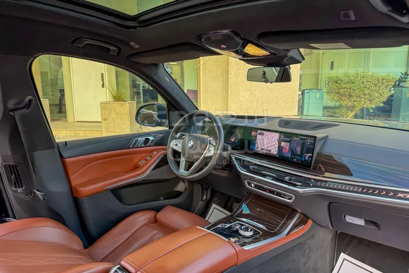 2023 بي ام دبليو الفئة اكس 7