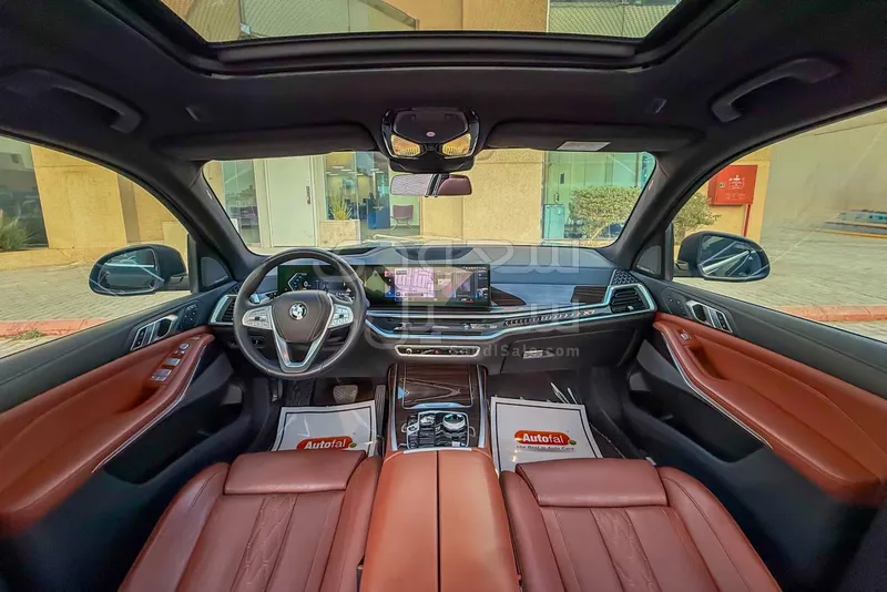 2023 بي ام دبليو الفئة اكس 7