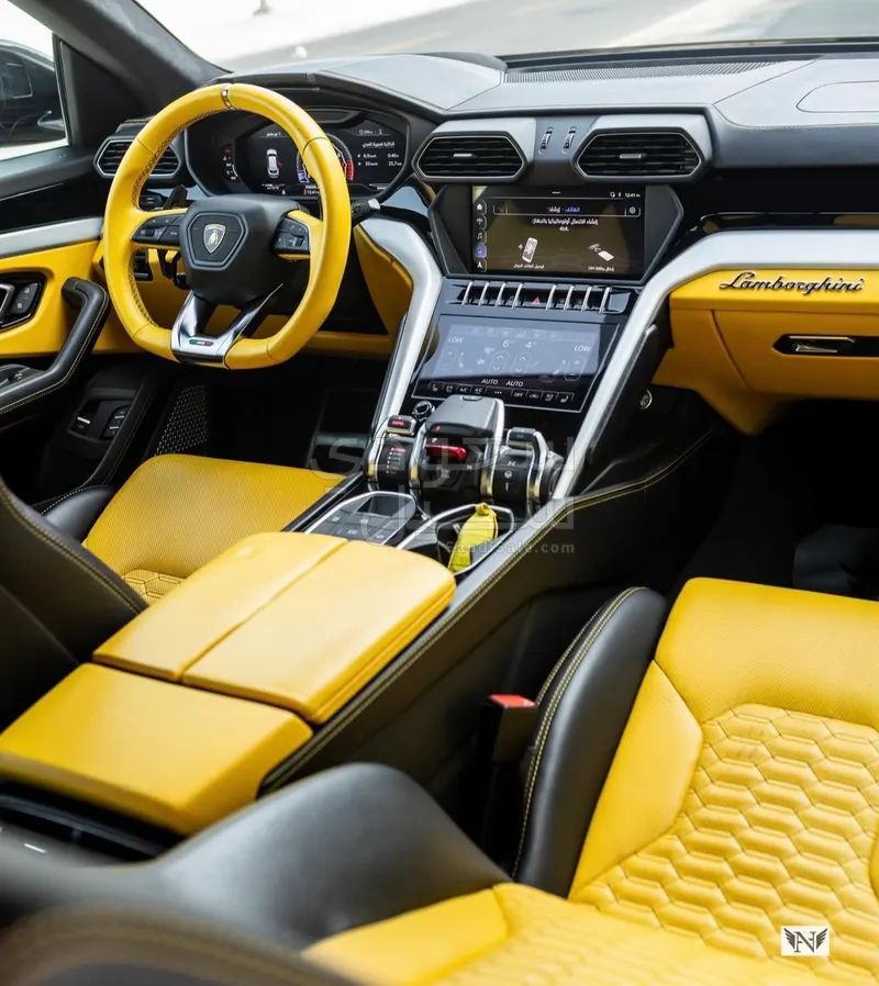 2019 Lamborghini URUS