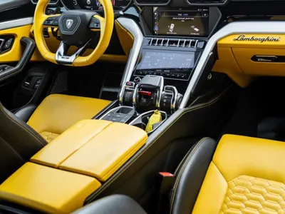 2019 Lamborghini URUS