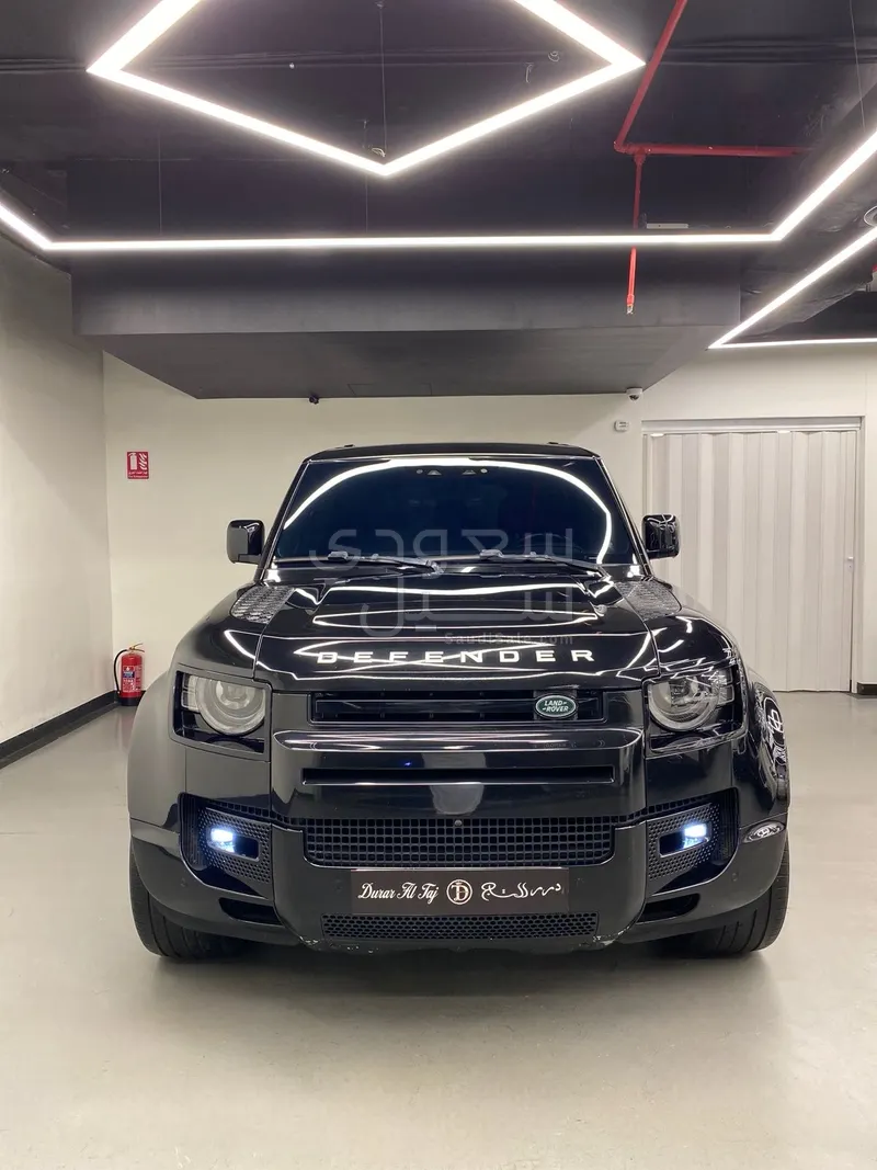 2022 لاند روفر ديفيندر 110