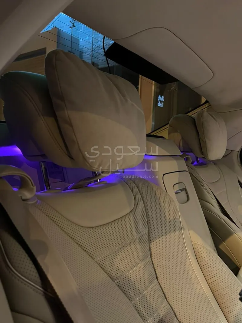 2020 مرسيدس - بنز إس 560