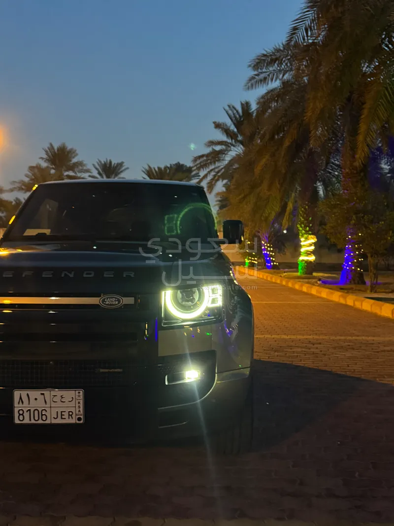 2023 Land Rover Defender 90