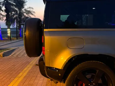 2023 Land Rover Defender 90