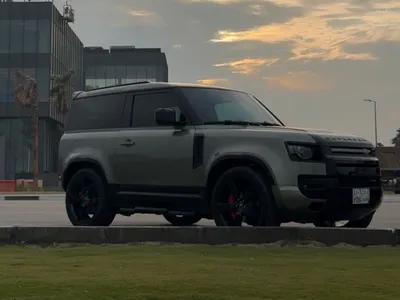 2023 Land Rover Defender 90
