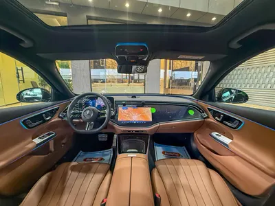 2025 مرسيدس - بنز إي 200