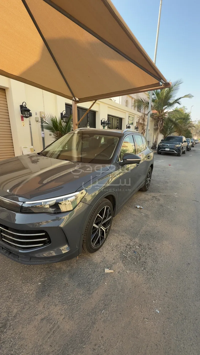 2025 فولكس واجن تيغوان