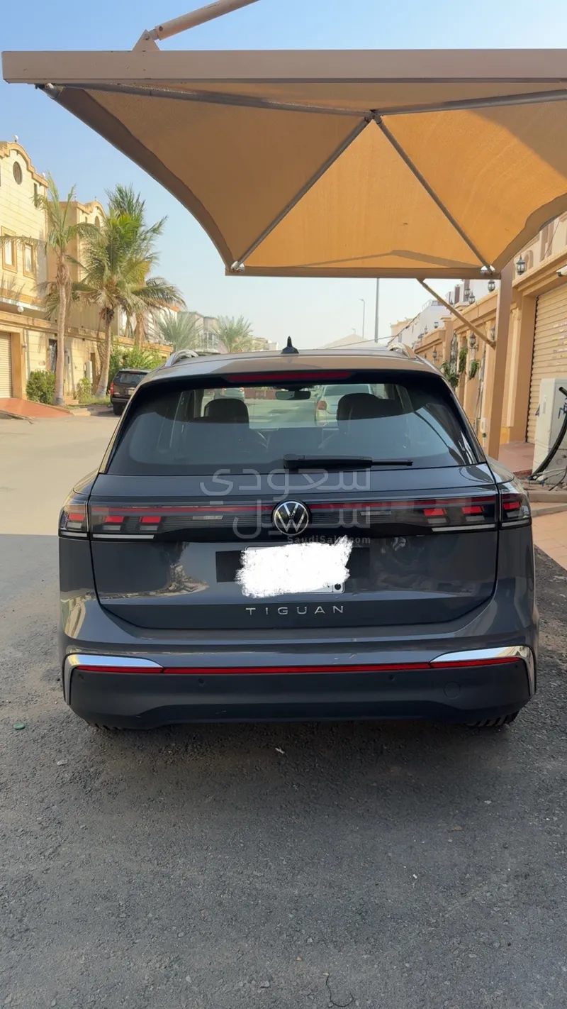 2025 فولكس واجن تيغوان