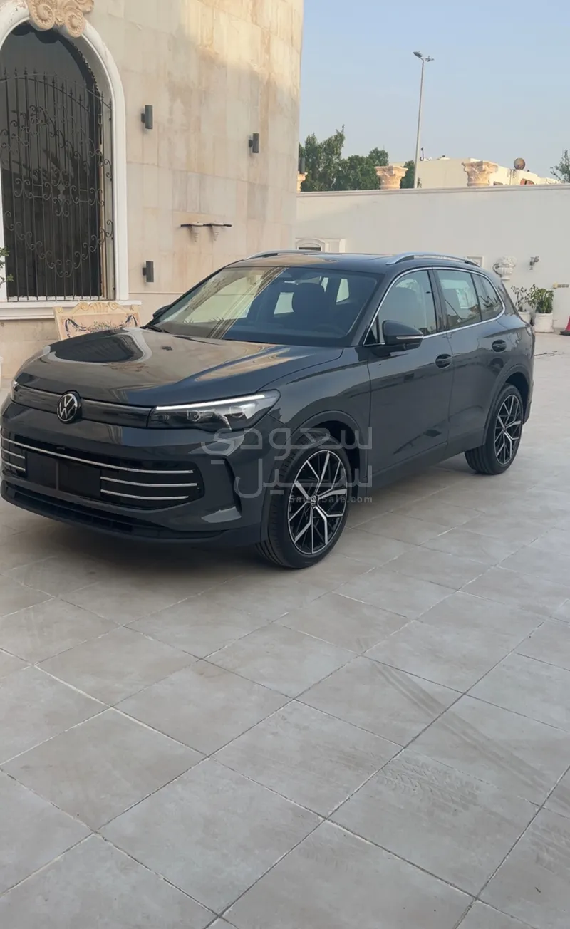2025 فولكس واجن تيغوان