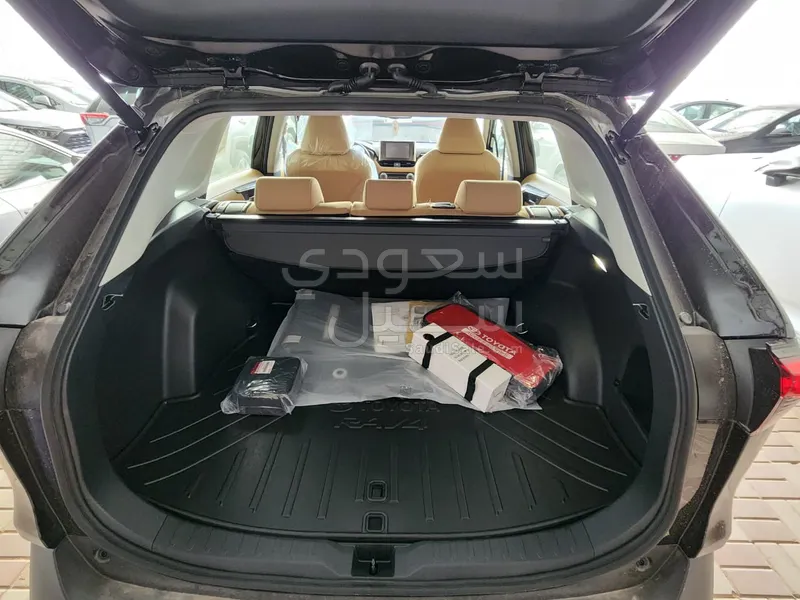 2025 تويوتا راف 4