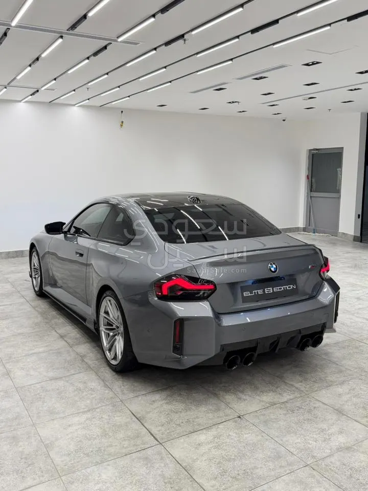 2025 بي ام دبليو الفئة ام إم 2