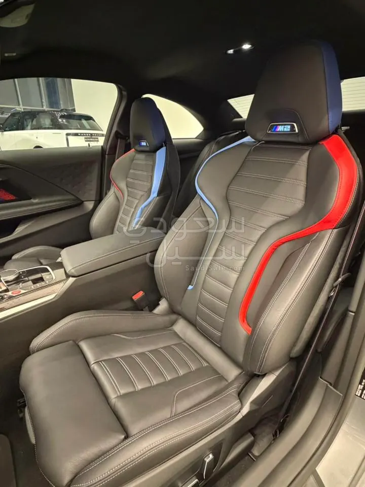 2025 بي ام دبليو الفئة ام إم 2