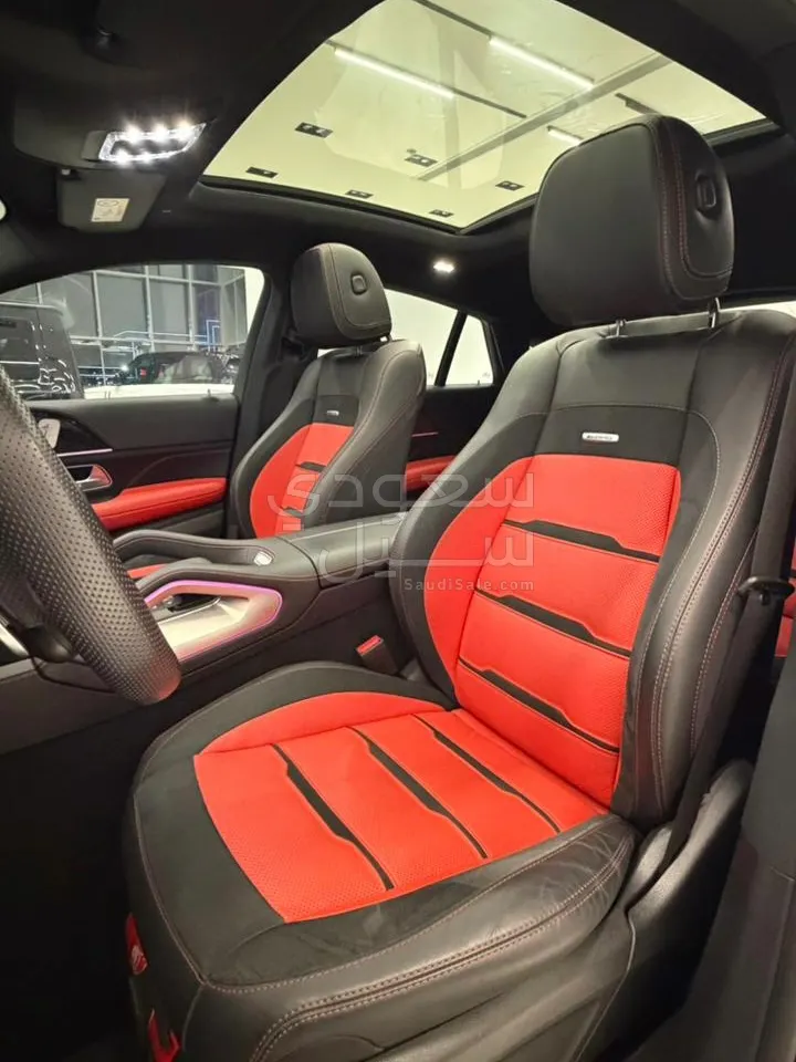 2024 مرسيدس - بنز جي إل إي 53 أي إم جي