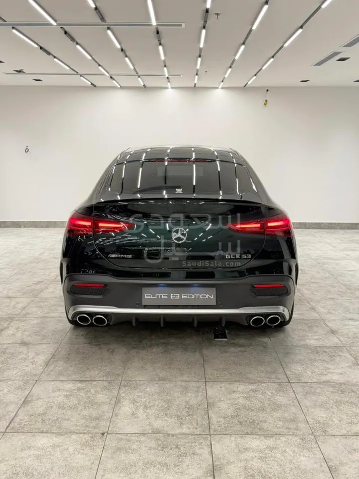 2024 مرسيدس - بنز جي إل إي 53 أي إم جي