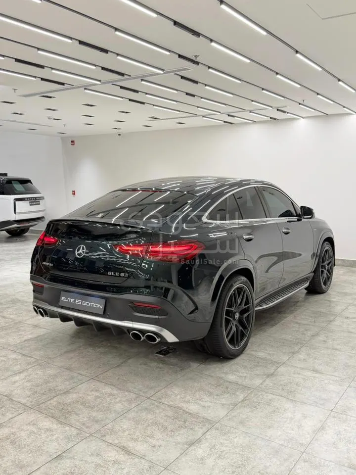 2024 مرسيدس - بنز جي إل إي 53 أي إم جي