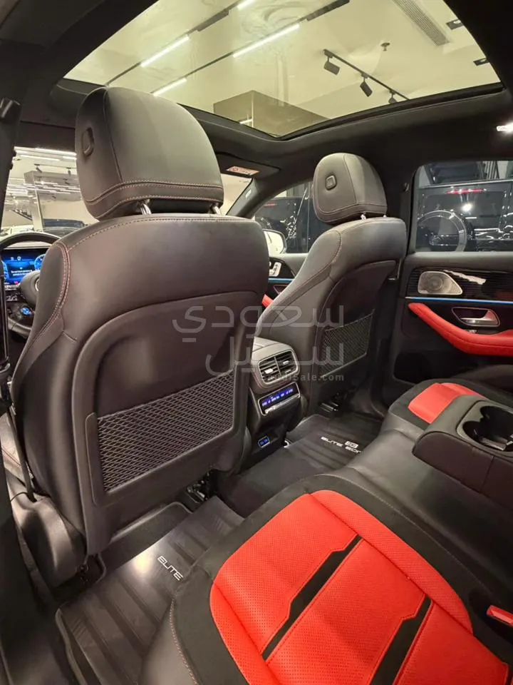 2024 مرسيدس - بنز جي إل إي 53 أي إم جي