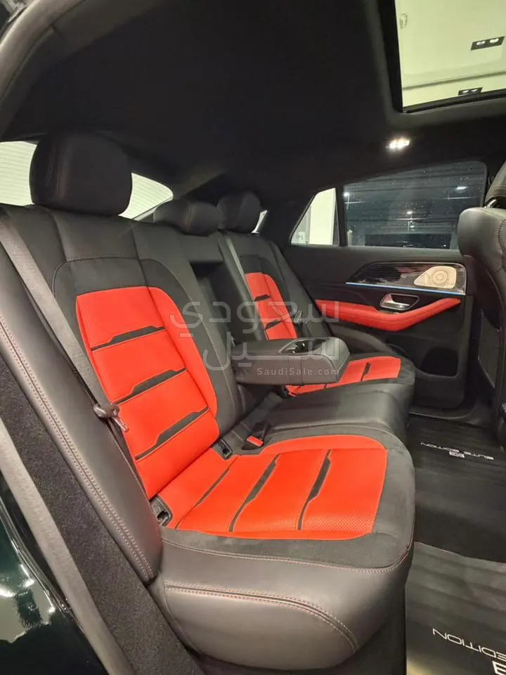 2024 مرسيدس - بنز جي إل إي 53 أي إم جي